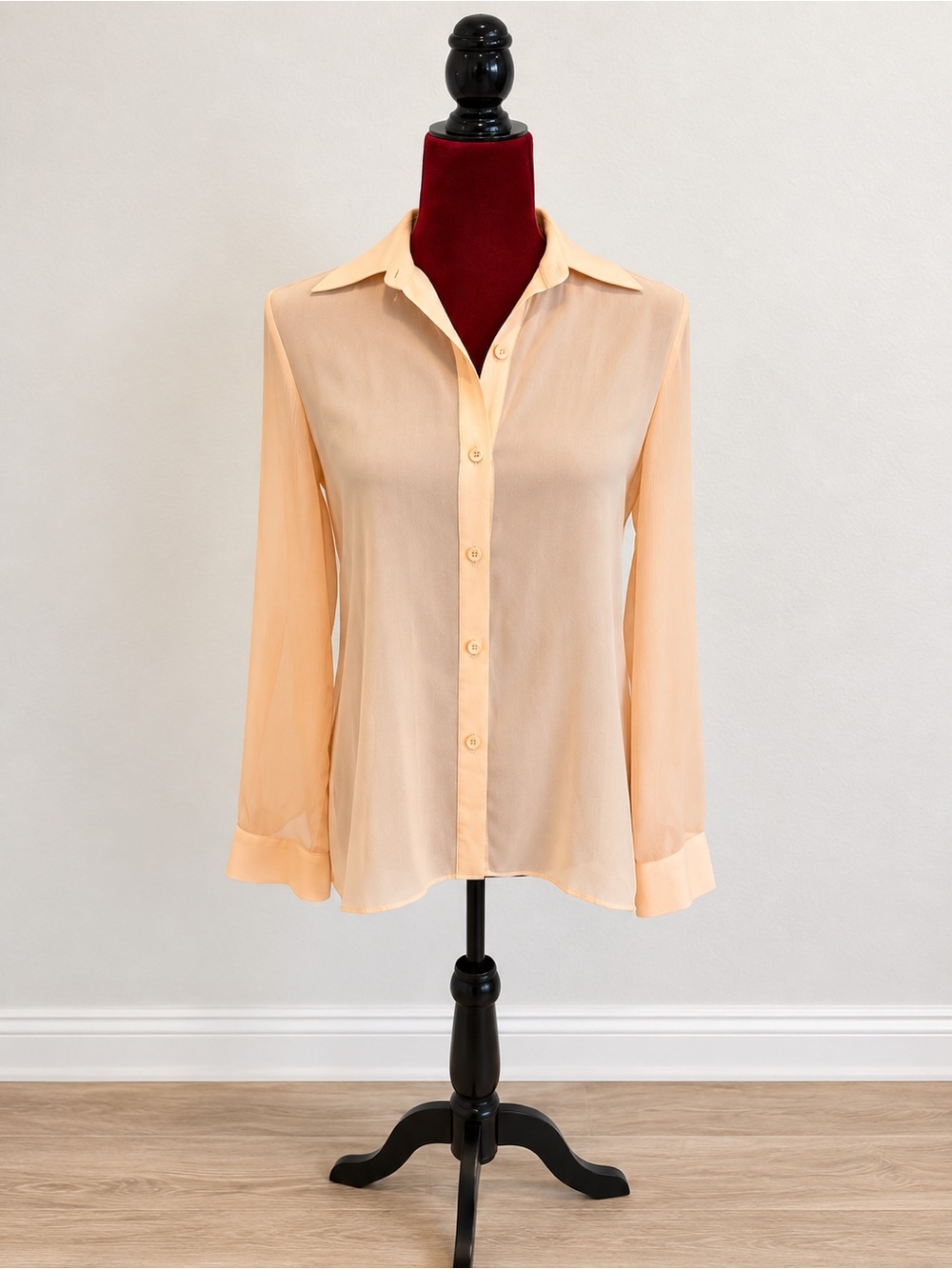 Alice + Olivia Peach Button-Up Long Sleeve silk Blouse